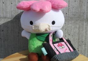 ぬいぐるみ(20cm)とミニバッグ